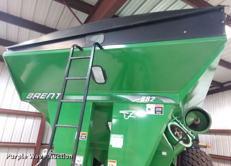 image for item EQ9378 Brent 882 grain cart