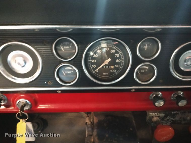 image for item EQ9379 1974 Ford F600 grain truck