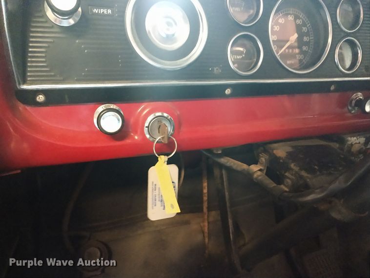 image for item EQ9379 1974 Ford F600 grain truck