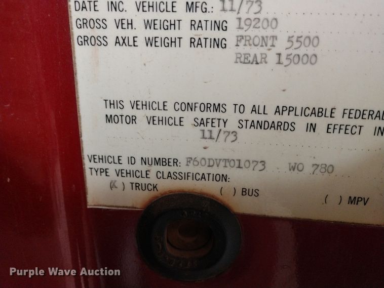 image for item EQ9379 1974 Ford F600 grain truck