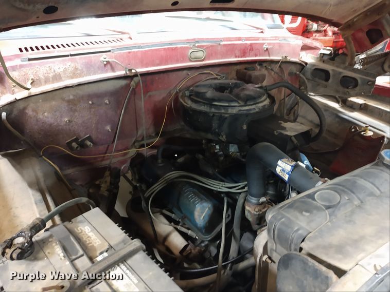 image for item EQ9379 1974 Ford F600 grain truck