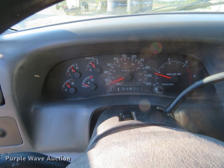 image for item FV9232 2000 Ford F450 Super Duty XL Crew Cab utility truck