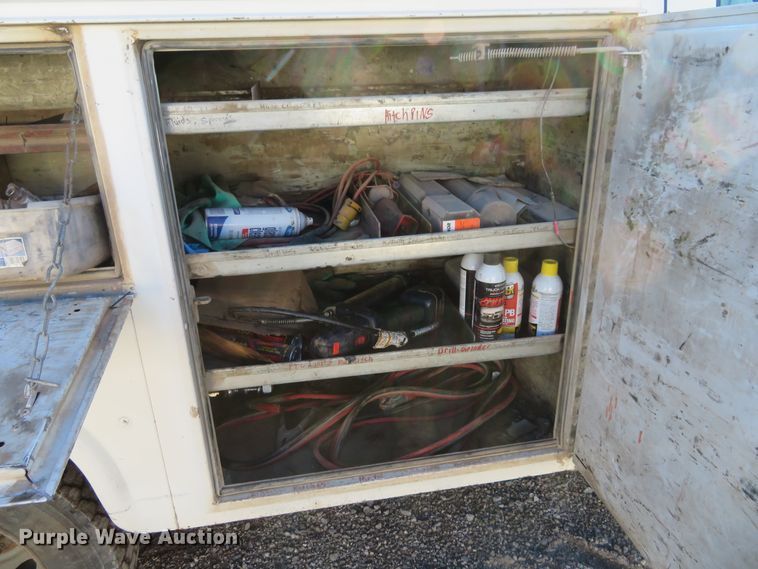 image for item FV9232 2000 Ford F450 Super Duty XL Crew Cab utility truck