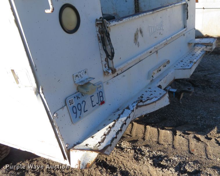 image for item FV9232 2000 Ford F450 Super Duty XL Crew Cab utility truck