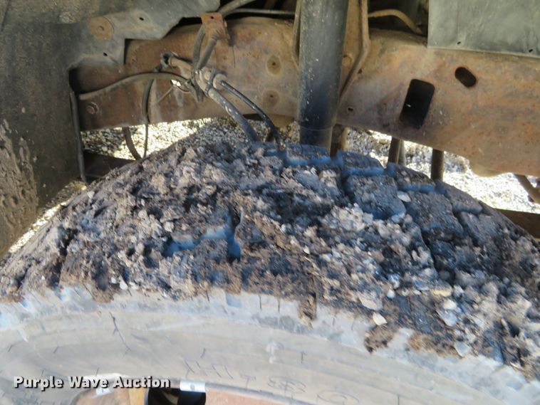 image for item FV9232 2000 Ford F450 Super Duty XL Crew Cab utility truck