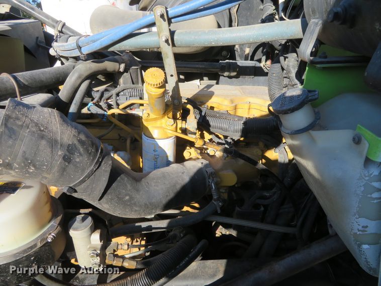 image for item FV9233 2003 Kenworth T300 service truck