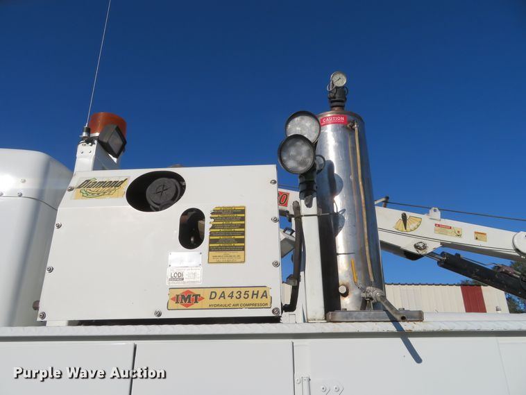 image for item FV9233 2003 Kenworth T300 service truck