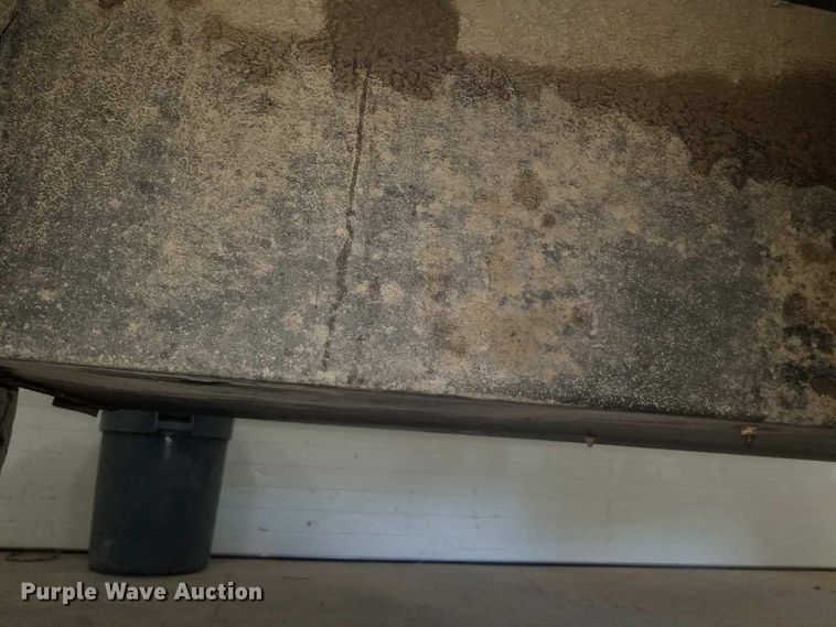 image for item FV9233 2003 Kenworth T300 service truck