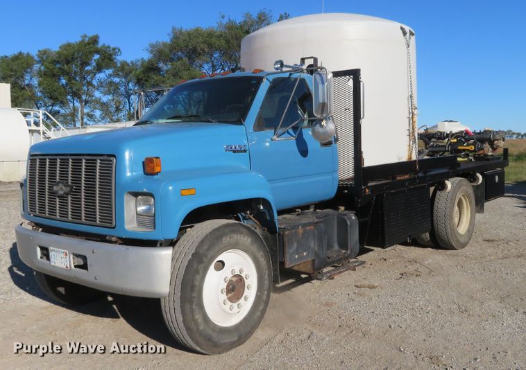 image for item FV9234 1994 Chevrolet Kodiak C6500 flatbed truck