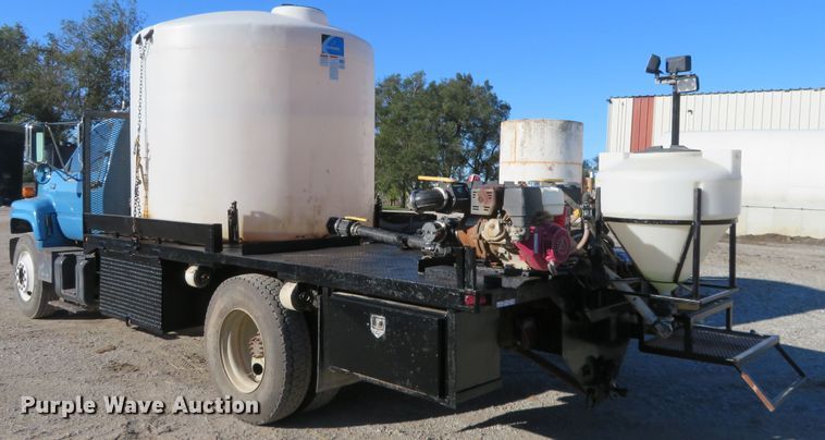 image for item FV9234 1994 Chevrolet Kodiak C6500 flatbed truck