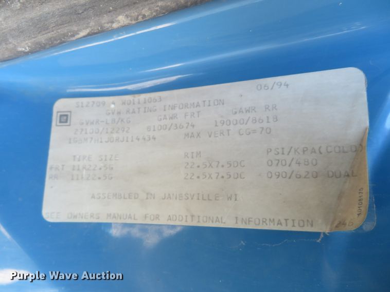 image for item FV9234 1994 Chevrolet Kodiak C6500 flatbed truck