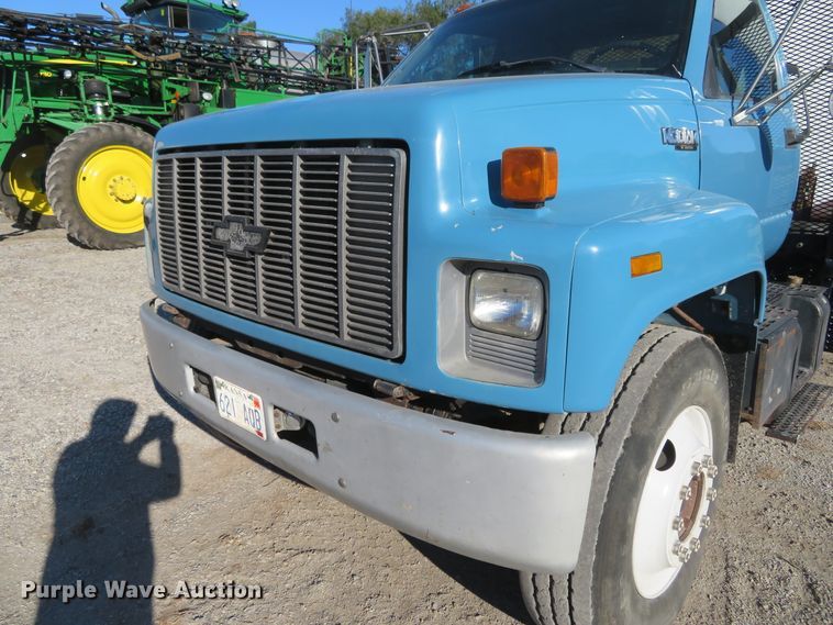 image for item FV9234 1994 Chevrolet Kodiak C6500 flatbed truck