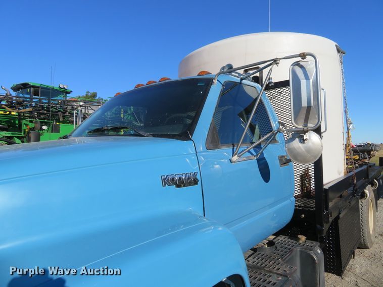 image for item FV9234 1994 Chevrolet Kodiak C6500 flatbed truck