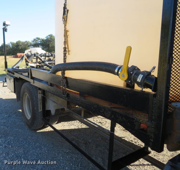 image for item FV9234 1994 Chevrolet Kodiak C6500 flatbed truck