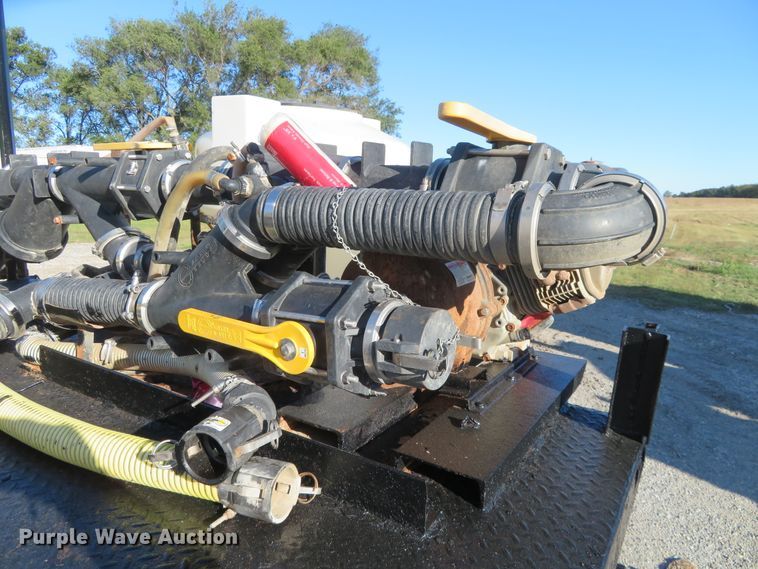 image for item FV9234 1994 Chevrolet Kodiak C6500 flatbed truck