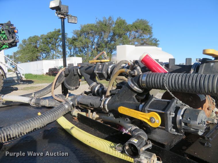 image for item FV9234 1994 Chevrolet Kodiak C6500 flatbed truck