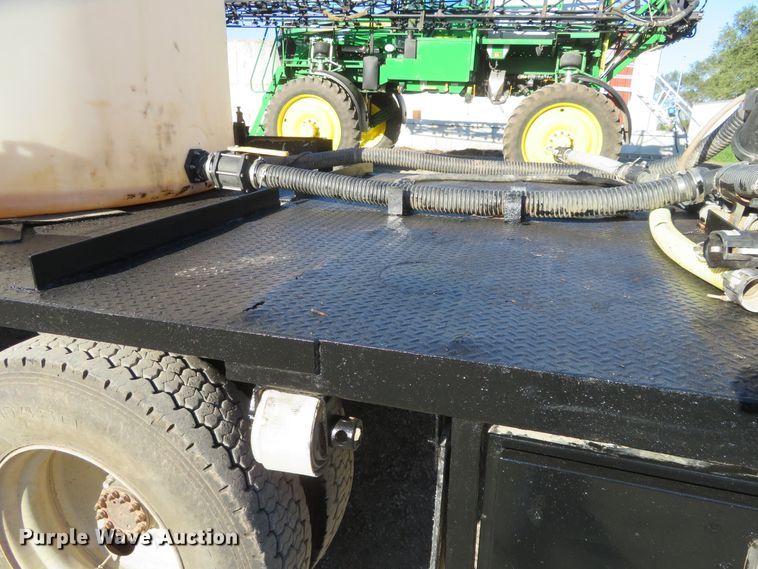 image for item FV9234 1994 Chevrolet Kodiak C6500 flatbed truck