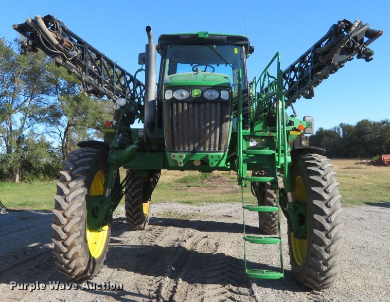 image for item FV9235 2008 John Deere 4730 sprayer