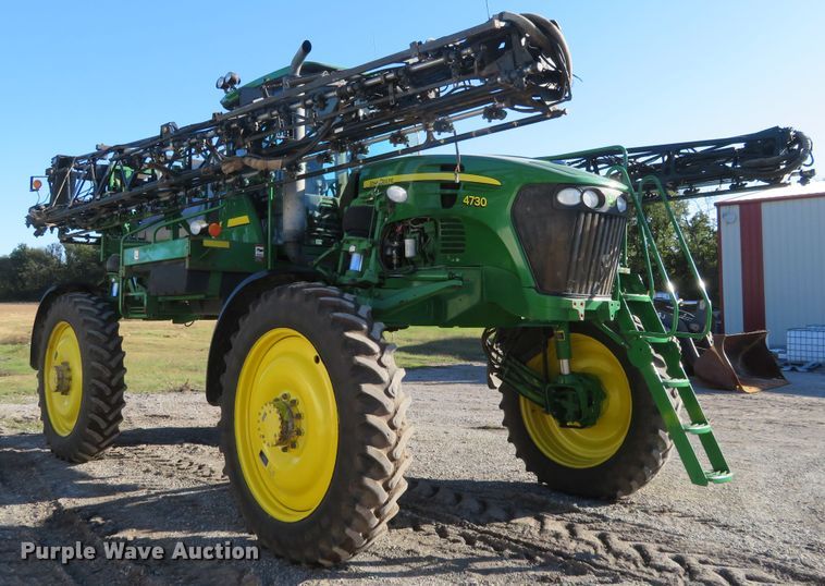 image for item FV9235 2008 John Deere 4730 sprayer