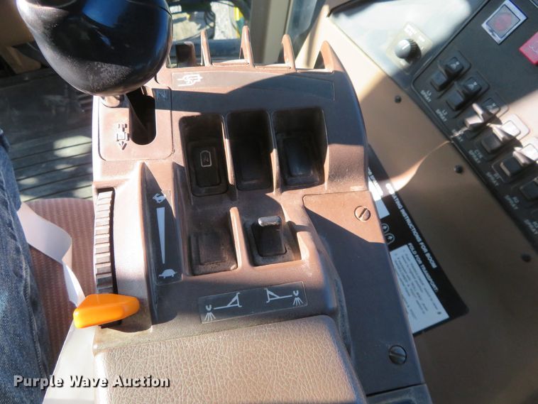 image for item FV9235 2008 John Deere 4730 sprayer