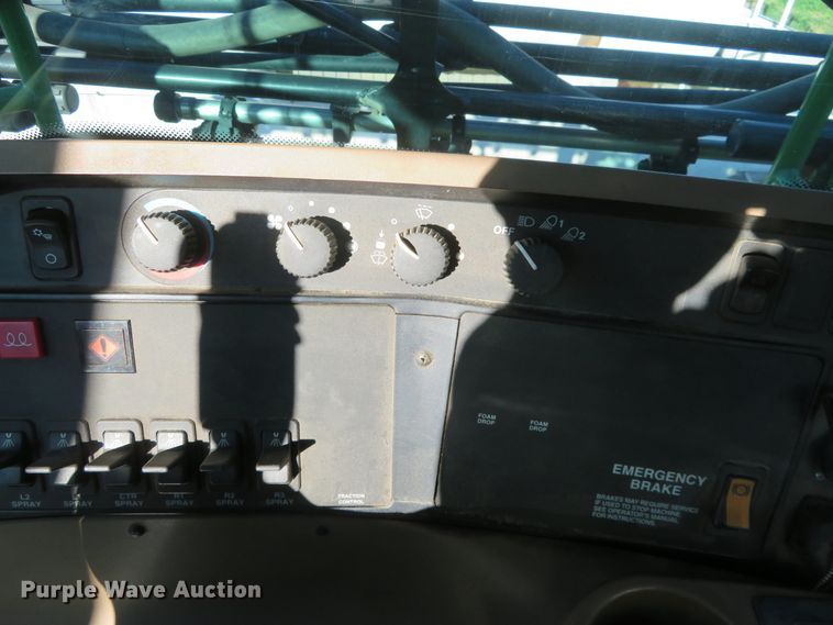 image for item FV9235 2008 John Deere 4730 sprayer