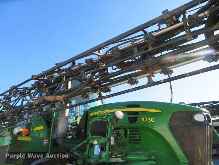 image for item FV9235 2008 John Deere 4730 sprayer