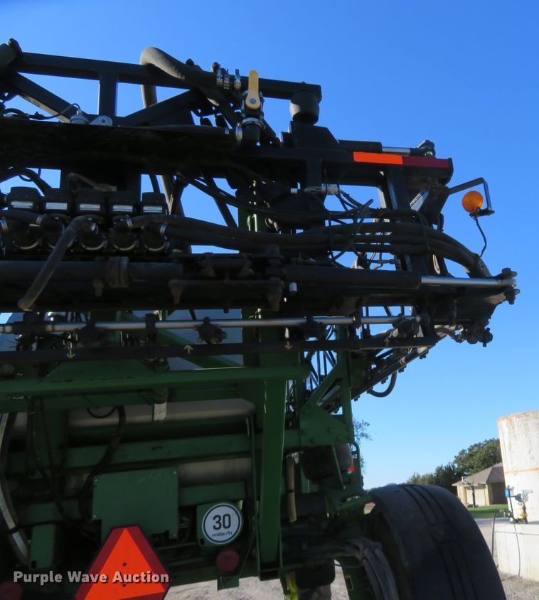 image for item FV9235 2008 John Deere 4730 sprayer