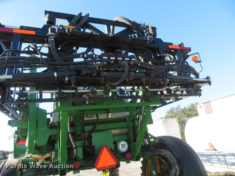 image for item FV9235 2008 John Deere 4730 sprayer