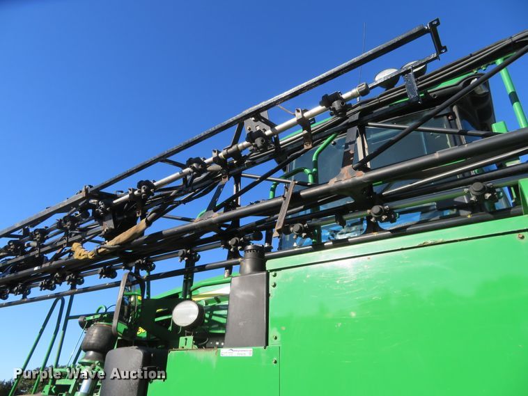 image for item FV9235 2008 John Deere 4730 sprayer