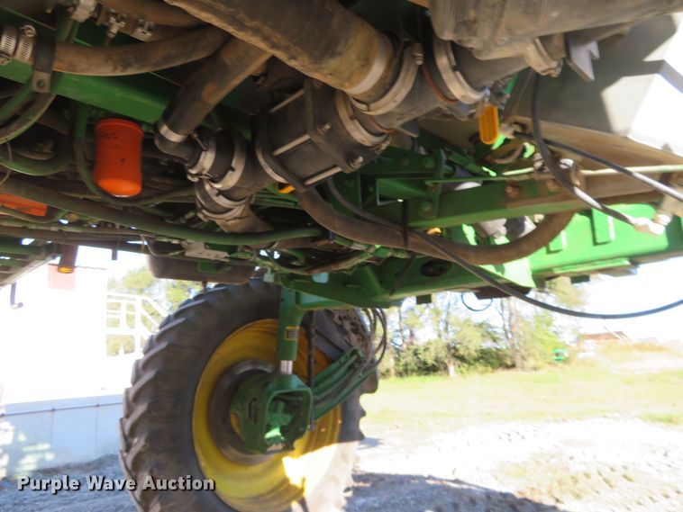 image for item FV9235 2008 John Deere 4730 sprayer