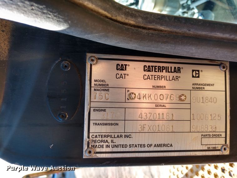 image for item FV9239 1994 Caterpillar Challenger 75C tractor