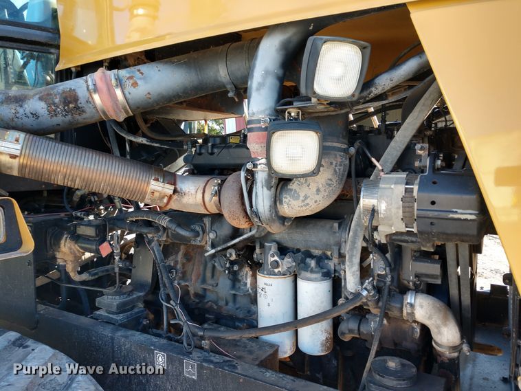 image for item FV9239 1994 Caterpillar Challenger 75C tractor