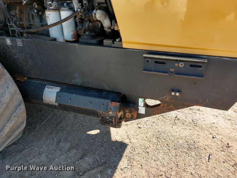 image for item FV9239 1994 Caterpillar Challenger 75C tractor