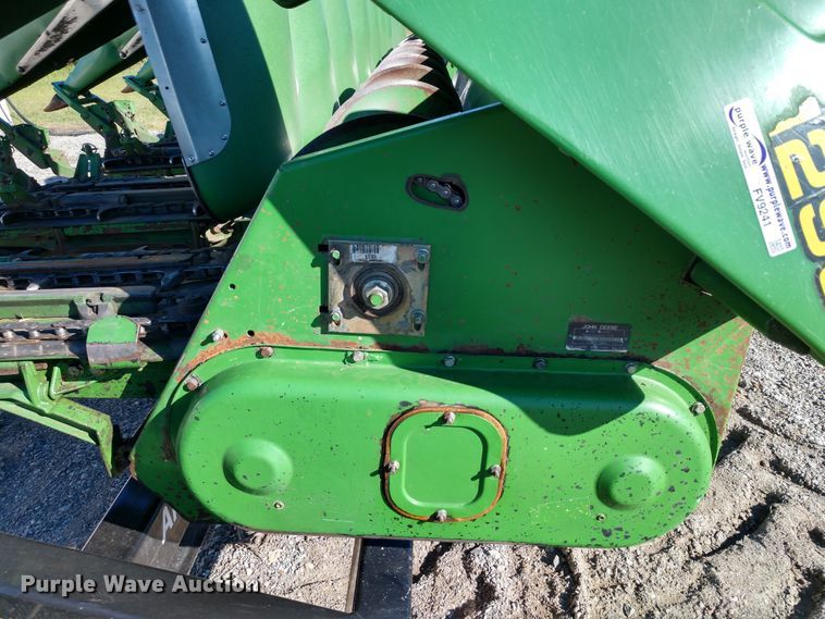 image for item FV9241 1999 John Deere 1293 corn head
