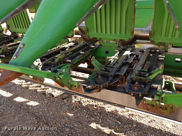 image for item FV9241 1999 John Deere 1293 corn head