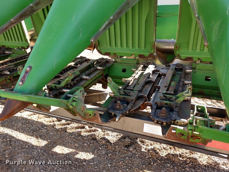 image for item FV9241 1999 John Deere 1293 corn head