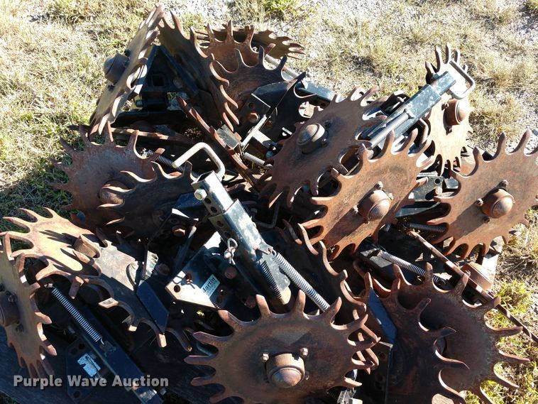 image for item FV9244 Martin Industrial spading closing wheels