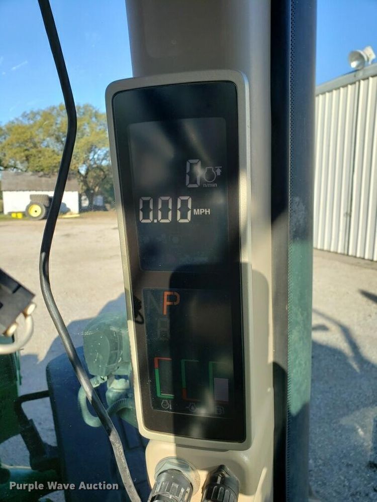 image for item H1141 2010 John Deere 8345R MFWD tractor