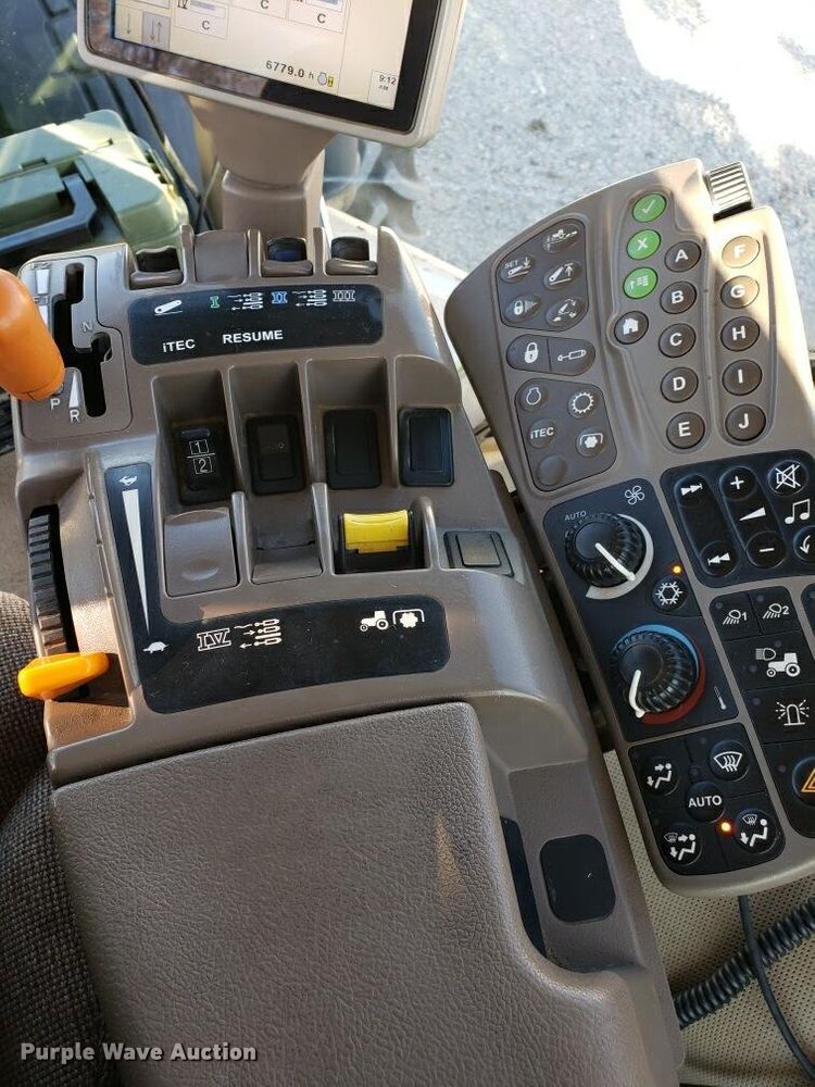 image for item H1141 2010 John Deere 8345R MFWD tractor