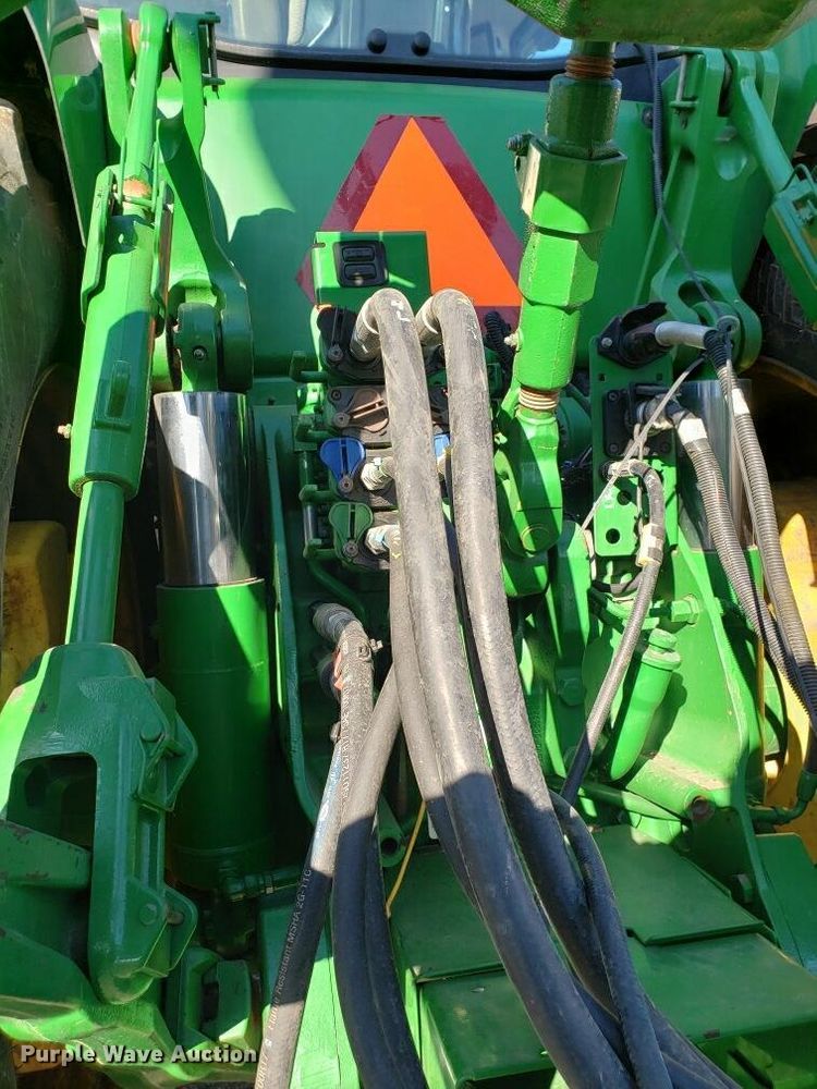 image for item H1141 2010 John Deere 8345R MFWD tractor