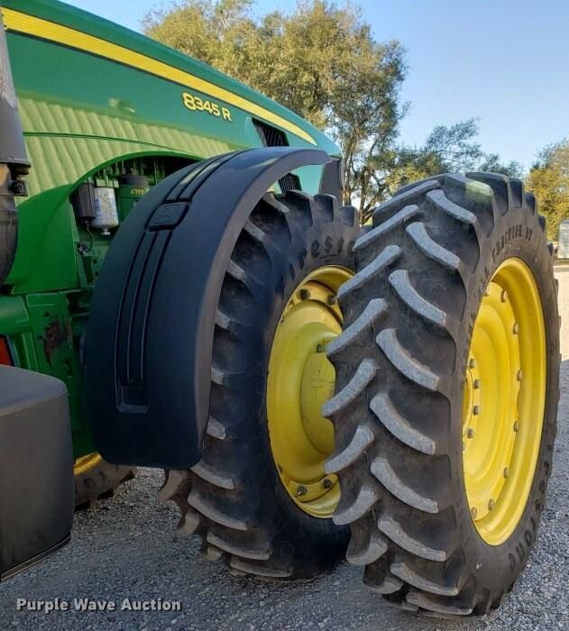 image for item H1141 2010 John Deere 8345R MFWD tractor
