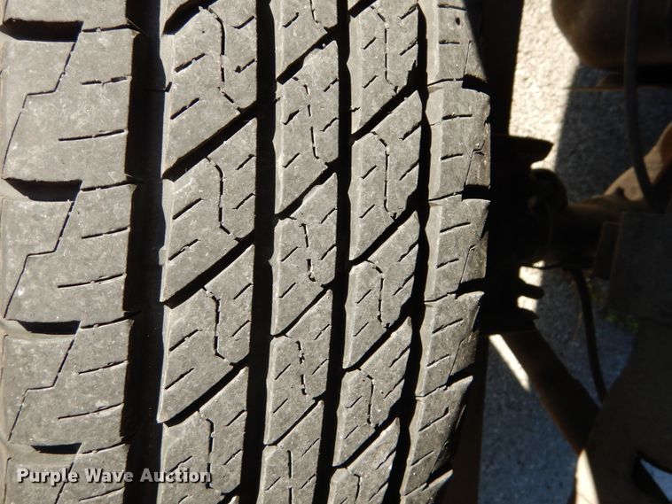 image for item DH2105 2004 Ford F250 Super Duty SuperCab pickup truck