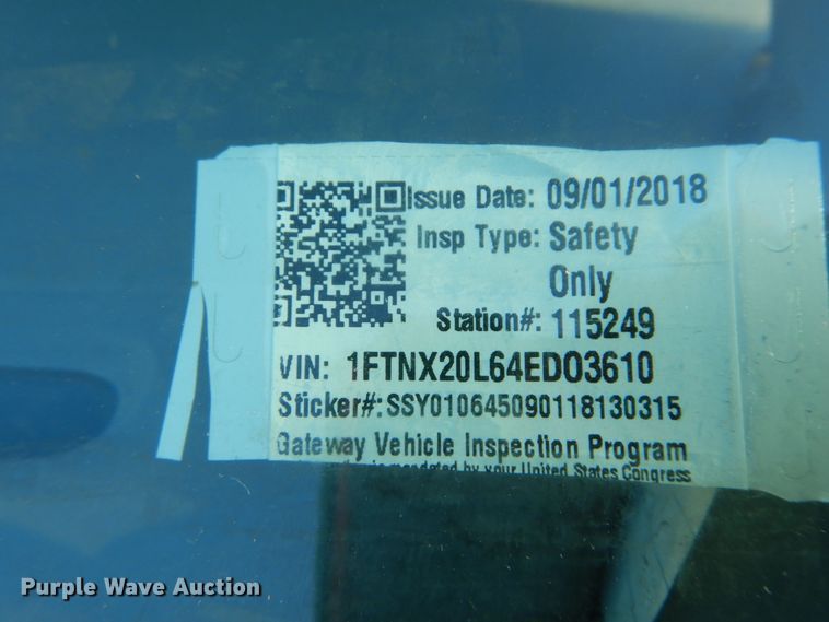 image for item DH2105 2004 Ford F250 Super Duty SuperCab pickup truck