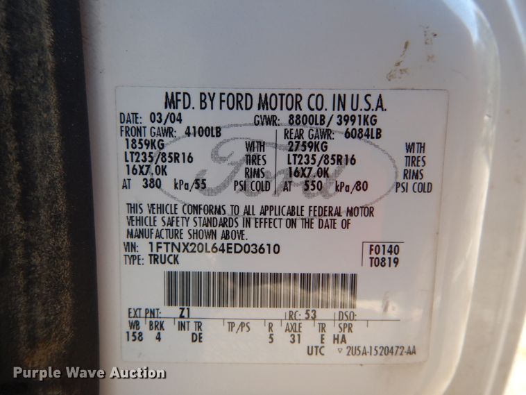 image for item DH2105 2004 Ford F250 Super Duty SuperCab pickup truck