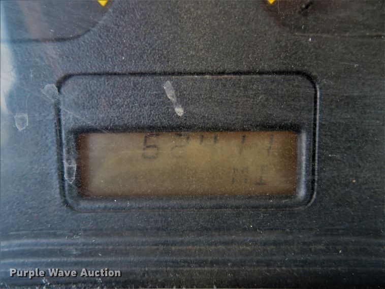 image for item DH2108 2006 International 4200 dump truck