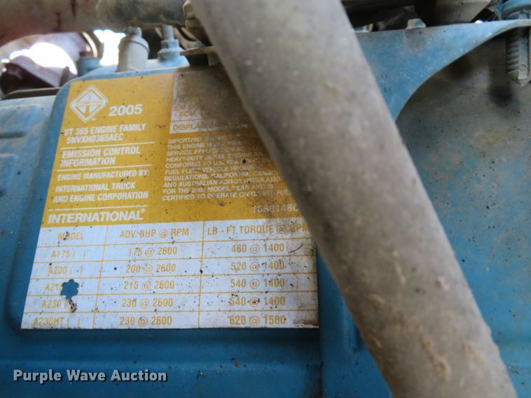 image for item DH2108 2006 International 4200 dump truck