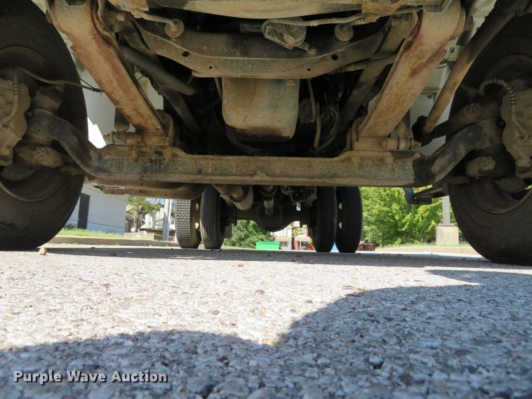 image for item DH2108 2006 International 4200 dump truck