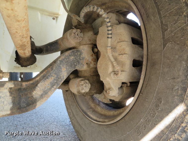 image for item DH2108 2006 International 4200 dump truck