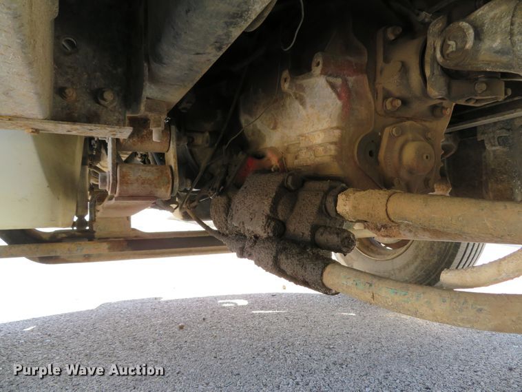 image for item DH2108 2006 International 4200 dump truck