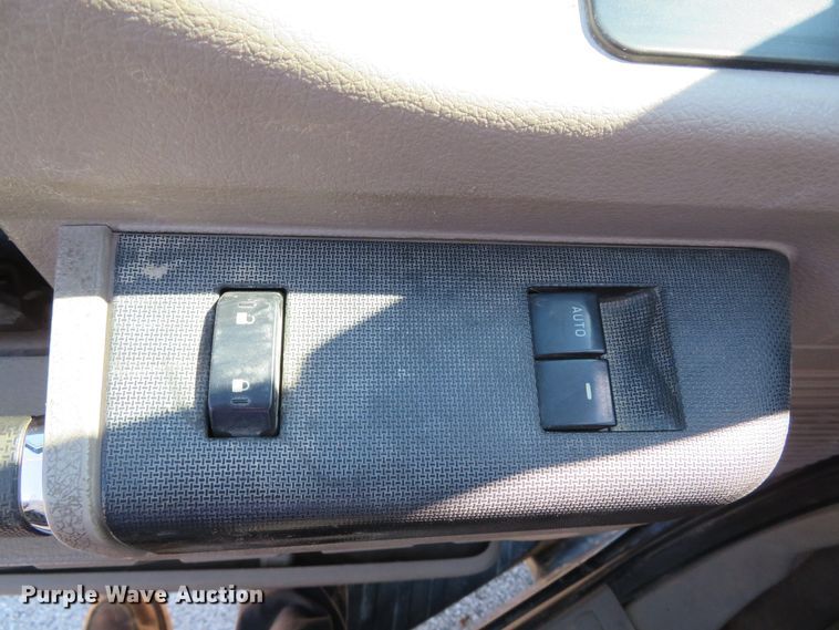 image for item DH2109 2008 Ford F250 Super Duty XLT SuperCab pickup truck